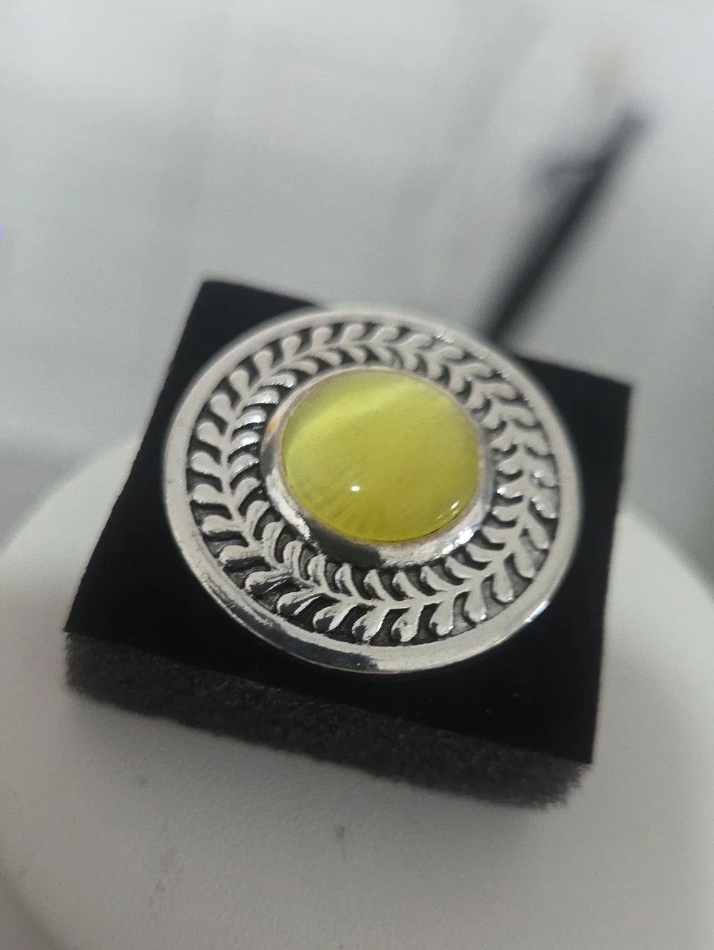 Pqparazzi Garden Garland Yellow Ring NWT
